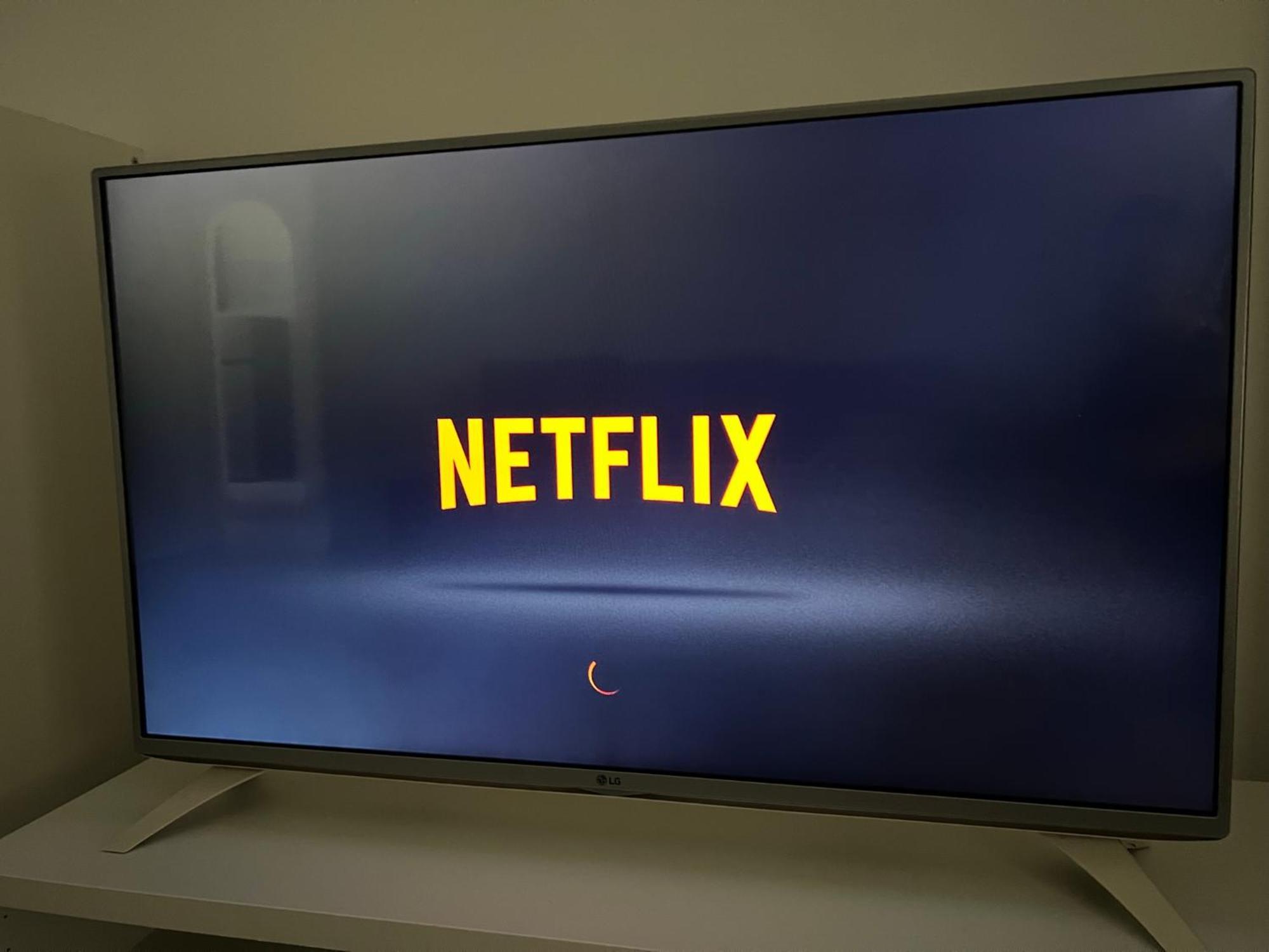 Duomo A 20 Minuti Netflix Wifi Da Juls Home Rozzano Kültér fotó